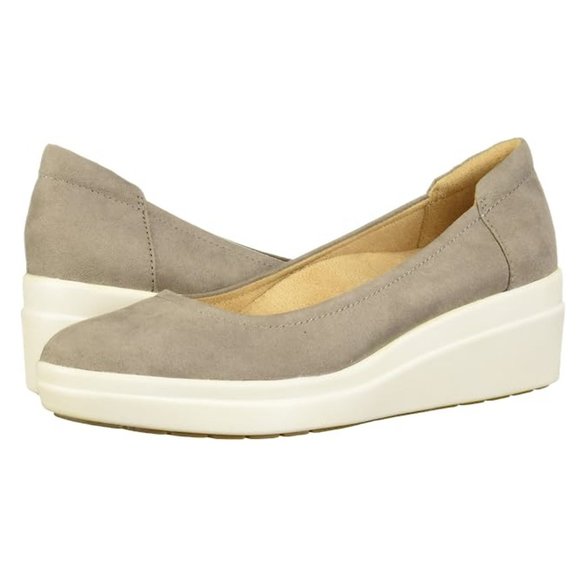 NEW Naturalizer Sam Wedge Heel Slip On Pump Business Non Slip Shoe 7 Wide 7W Fog - Picture 6 of 6